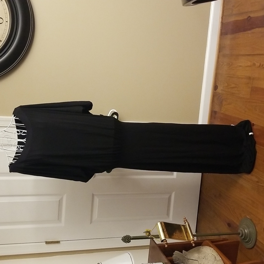 Ladies black maxi GO Couture swoop dress. Size small